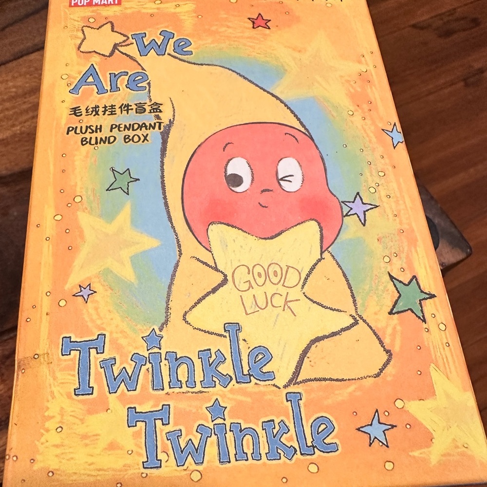 Popmart Twinkle Twinkle Pendant - Little Cutie